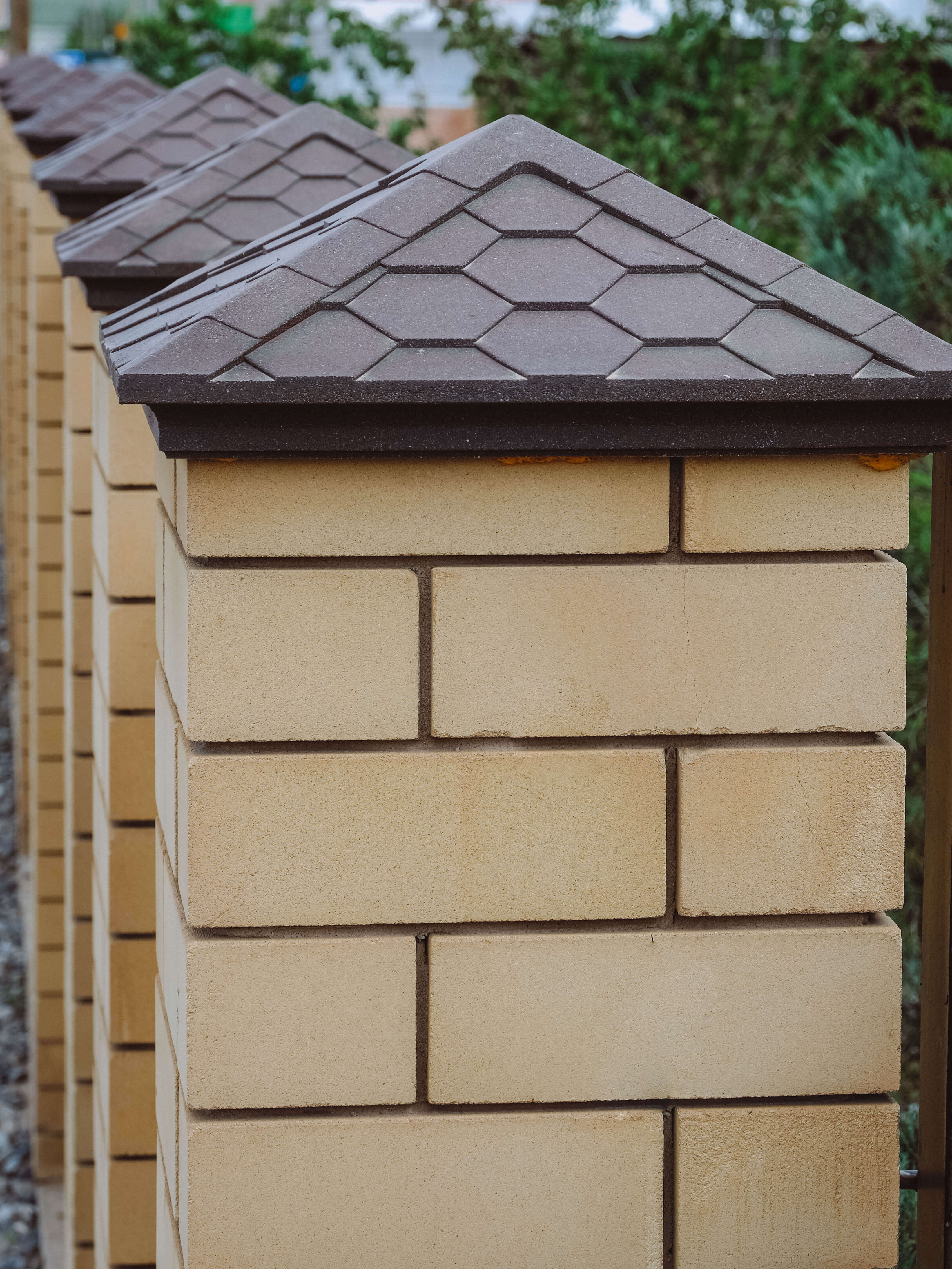 Колпак Zking Эверест Коричневый на столб 1.5х1.5 кирпича (390х390мм)